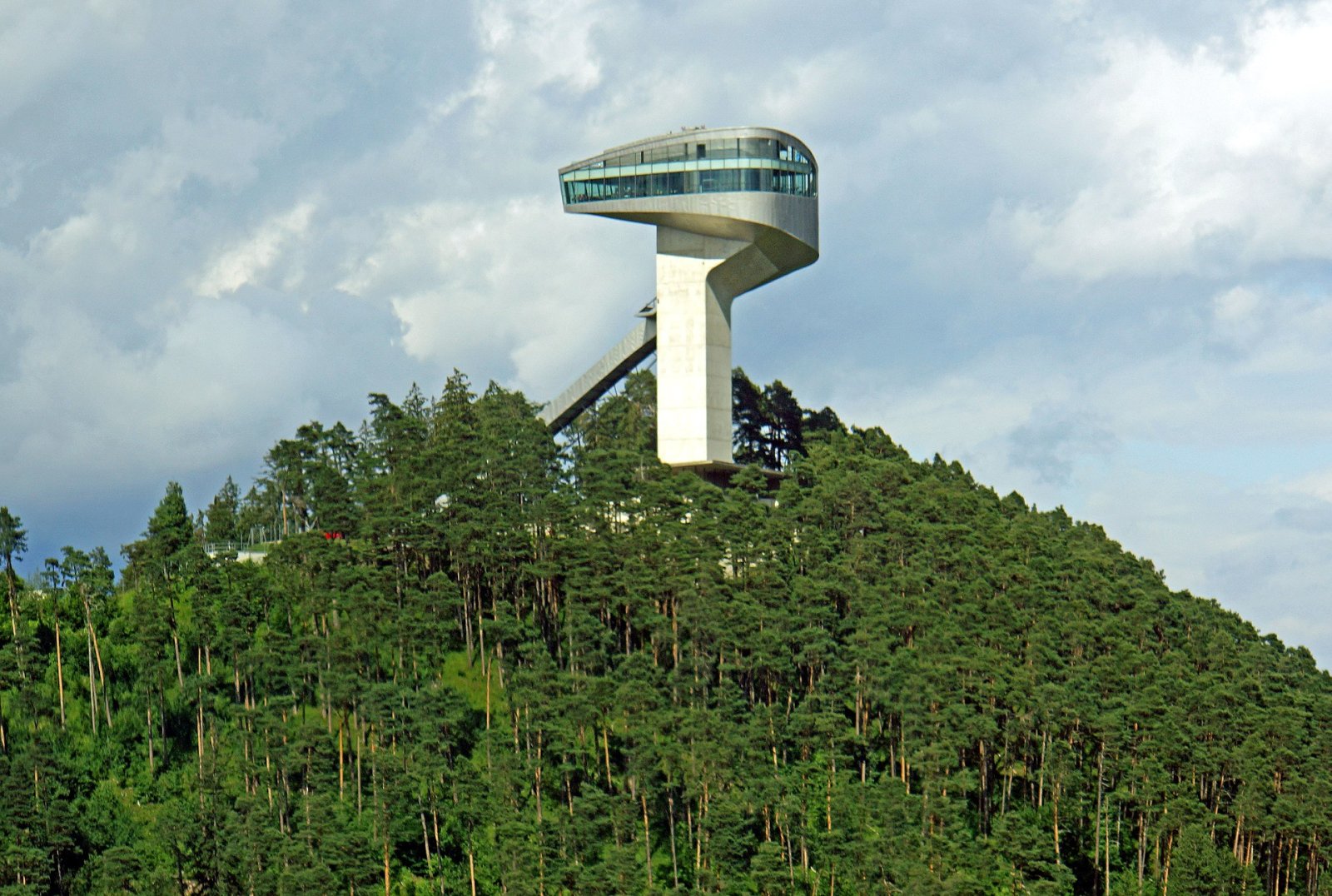 Bergisel Ski Jump: Um Ícone de Innsbruck - Natters | Secret World Trip Planner