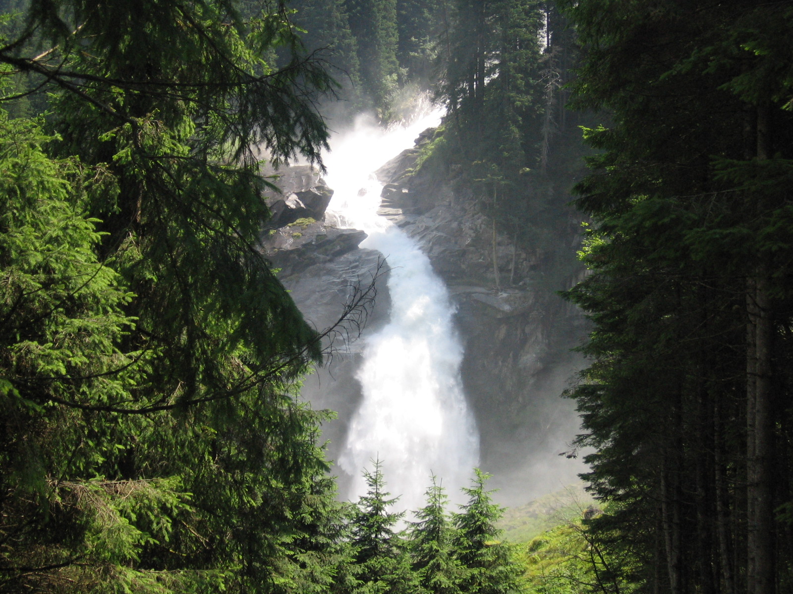 Découvrez les Chutes de Krimml : un Paradis Naturel en Autriche - Oberkrimml | Secret World Trip Planner