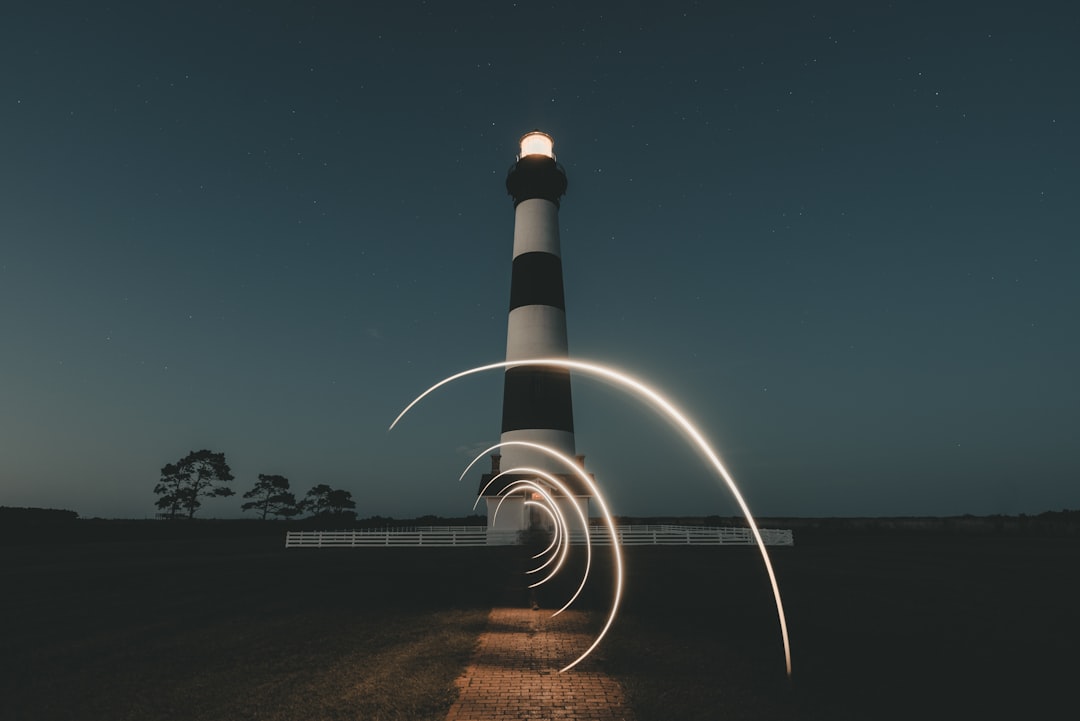 Découvrez le phare de Bodie Island : un voyage dans le temps — Nags Head