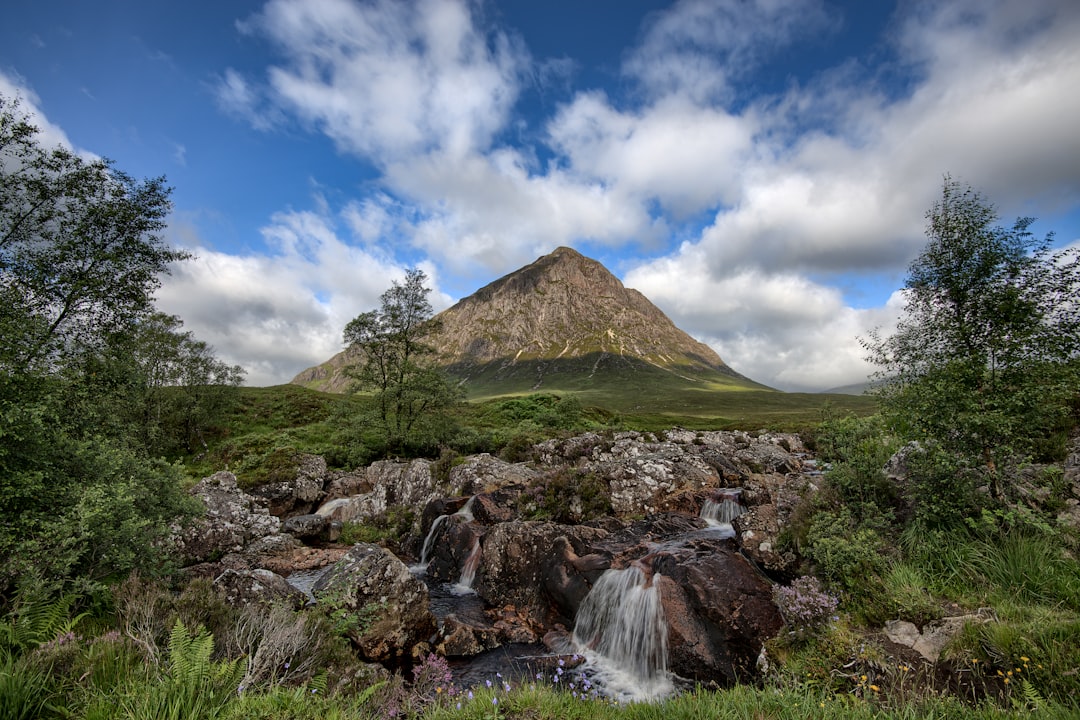 Découvrir Stob Dearg : un bijou des Highlands écossaises - J4W2+PF Ballachulish | Secret World Trip Planner