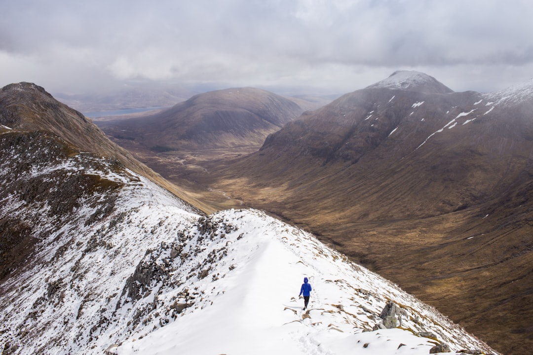 Découvrez Ben Lui : la montagne enchanteresse d'Écosse - 95WQ+QQ Inveraray | Secret World Trip Planner