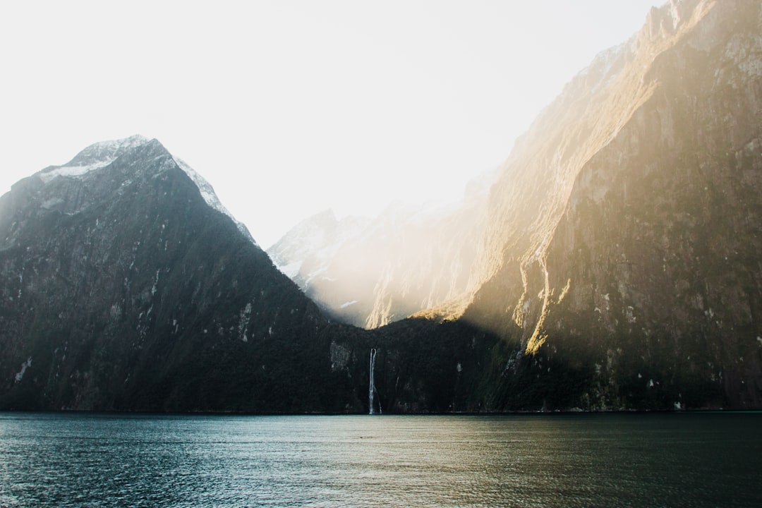 Милфорд Трек: Тропа фьордов Новой Зеландии - Milford Track | Secret World Trip Planner