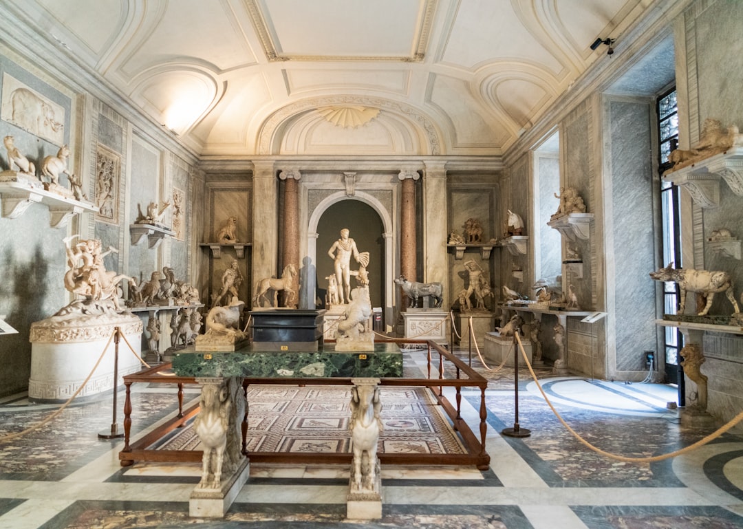 Descubre el Museo de Arte Sacro de la Valle de Viù - c/o Chiesa parrocchiale di | Secret World Trip Planner