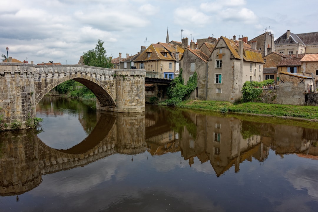Pont Vieux: Il Ponte Nascosto di Albi - Pont Vieux | Secret World Trip Planner
