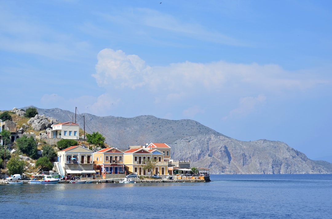 Scopri Krithina: un angolo di natura in Grecia - F4CH+8V Voies | Secret World Trip Planner
