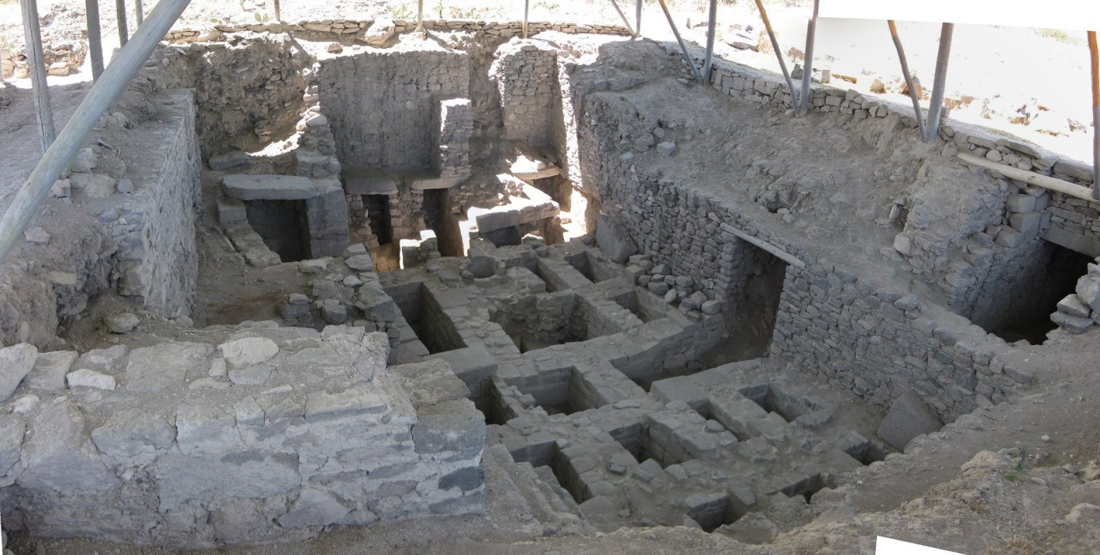 Découvrez le Complexe Archéologique Wari au Pérou — La Vega