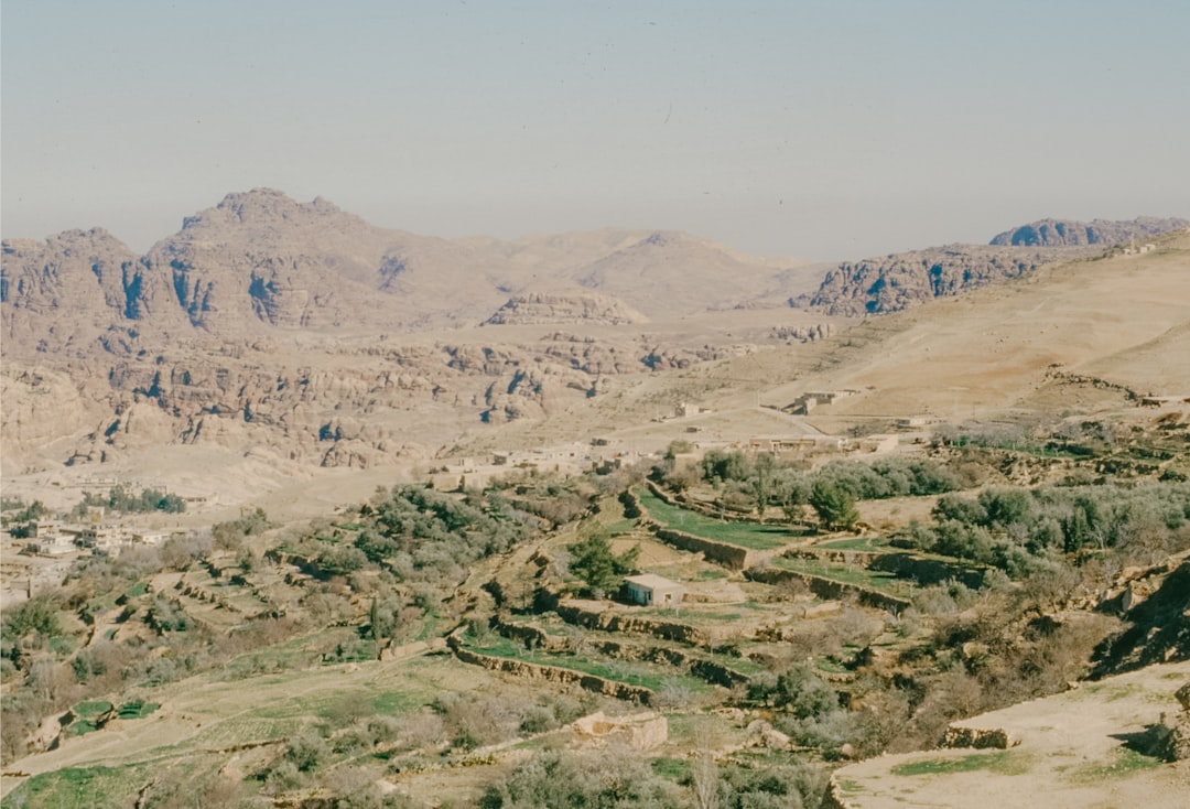Scopri Tilal Quwayrat al Matkh: un angolo di natura in Giordania | Secret World Trip Planner