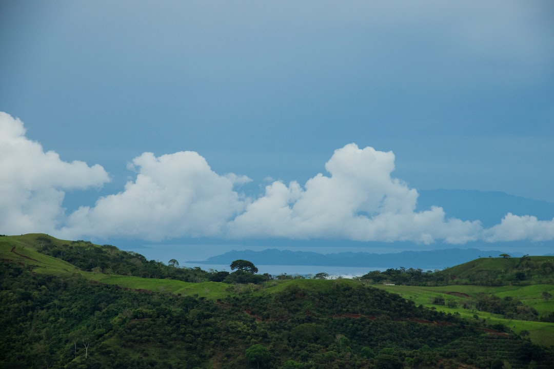 Entdecken Sie den Cerro Cedral: ein Naturjuwel in Costa Rica - San Antonio | Secret World Trip Planner