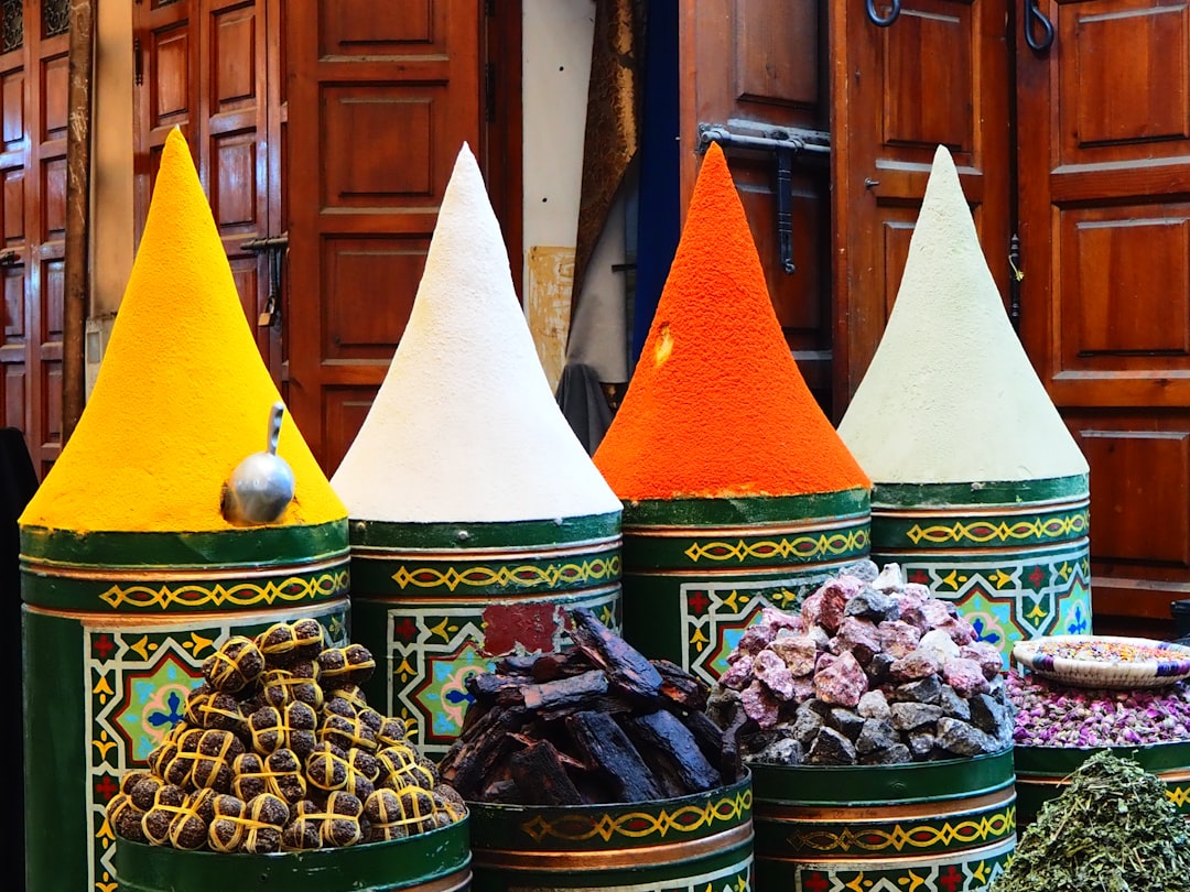 Esplorando il Souk di Marrakech: Un Viaggio nei Colori e nei Profumi - J2J6+MG6، طريق سيدي عبد العزيز، Marrakech 40000 | Secret World Trip Planner