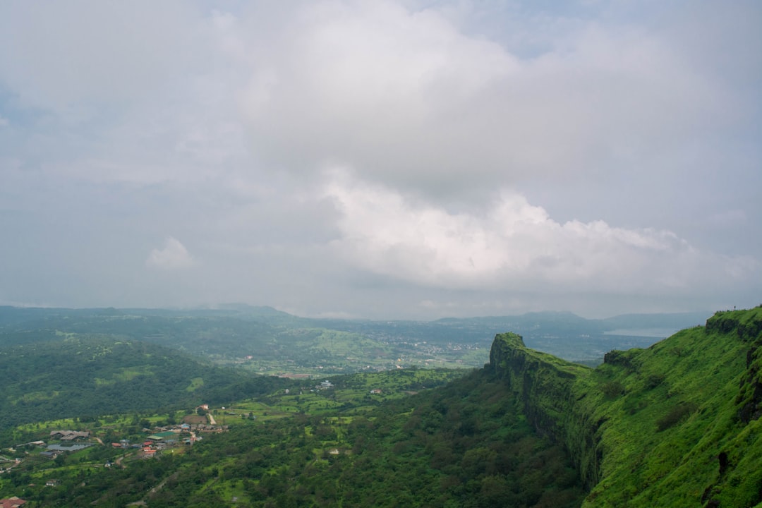 카라라 동굴: 역사 속 숨겨진 보물 - Lonavala | Secret World Trip Planner