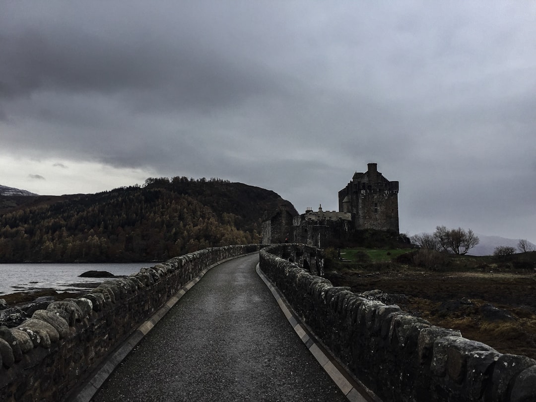 Achnabreck: el misterio de las inscripciones rupestres en Escocia - 3H63+8M Lochgilphead | Secret World Trip Planner