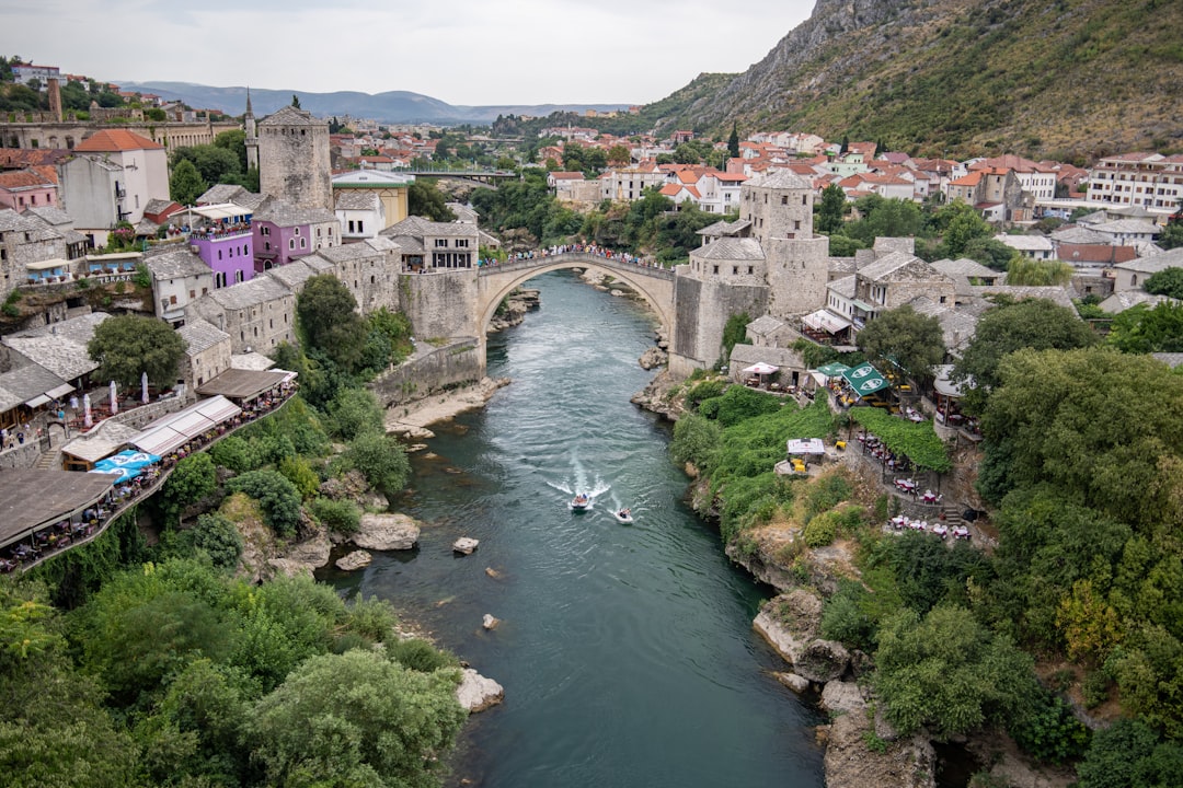 Stari Most : Le Pont qui Relie Histoire et Culture à Mostar - Stari most | Secret World Trip Planner