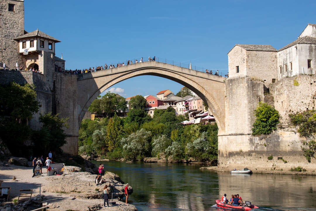 Stari Most : Le Pont qui Relie Histoire et Culture à Mostar - Stari most | Secret World Trip Planner