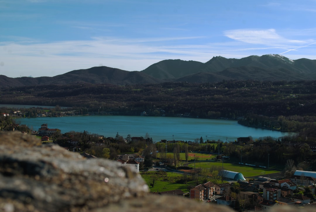 Descubre los Lagos de Avigliana: un paraíso oculto - 54 | Secret World Trip Planner