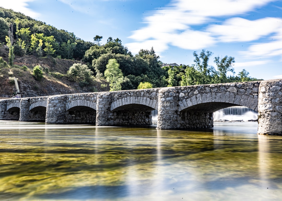 Il Puente del Rio Morja: Un Ponte d'Amore in Honduras - El Paraiso | Secret World Trip Planner