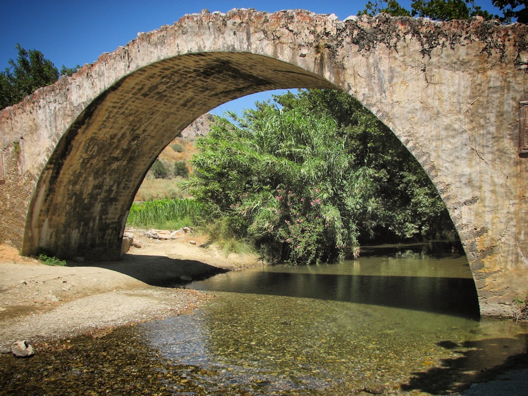 El Puente del Río Morja: Un Puente de Amor en Honduras - El Paraiso | Secret World Trip Planner