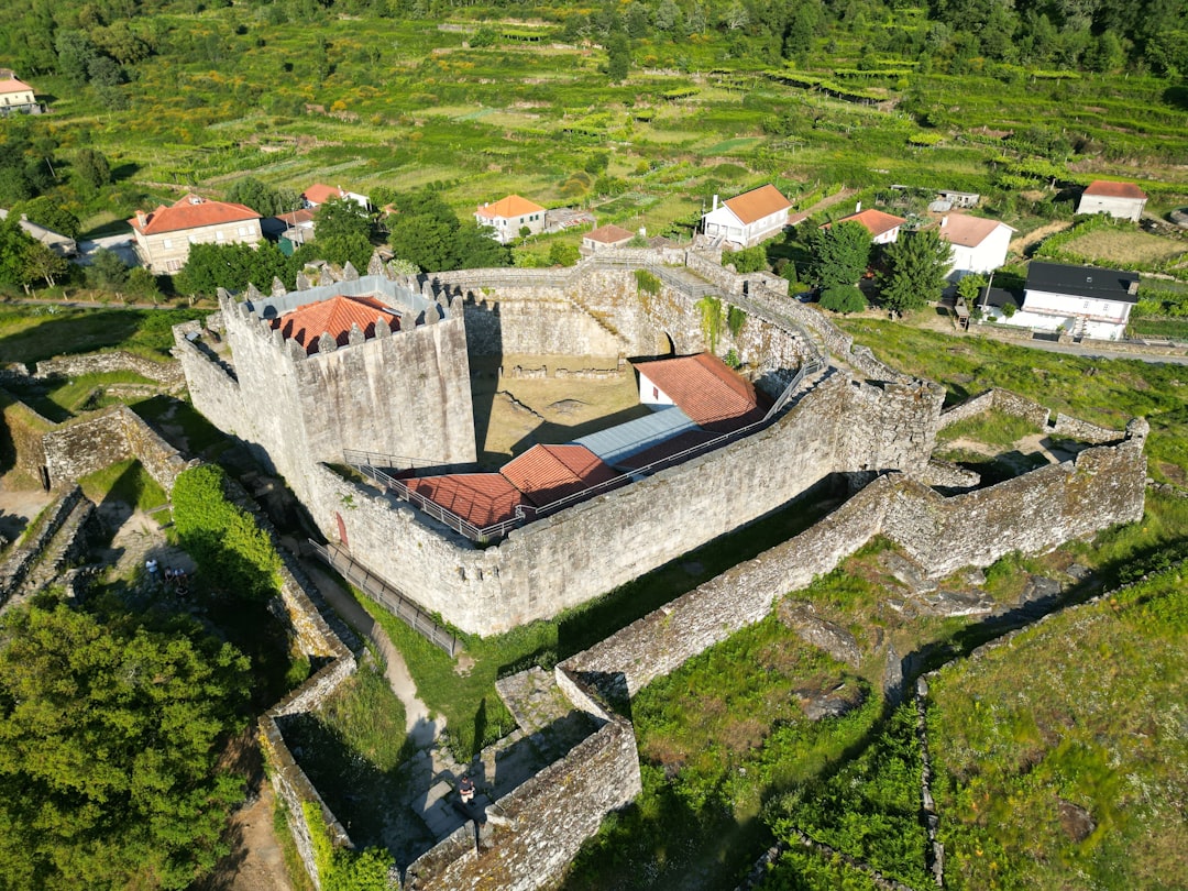 Découvrez le Château d'Ourém : un trésor du Portugal - Castelo de Ourém | Secret World Trip Planner
