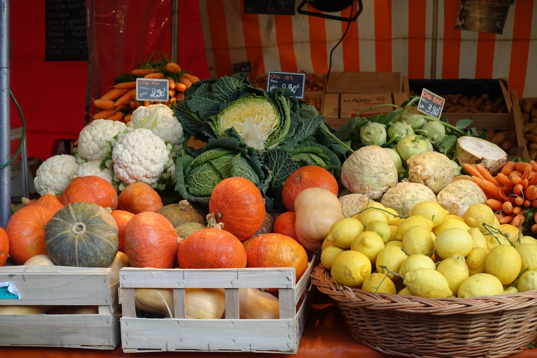 Discover the Flavors of Marché des Halles in La Roche-sur-Yon - Pl. du Marché | Secret World Trip Planner