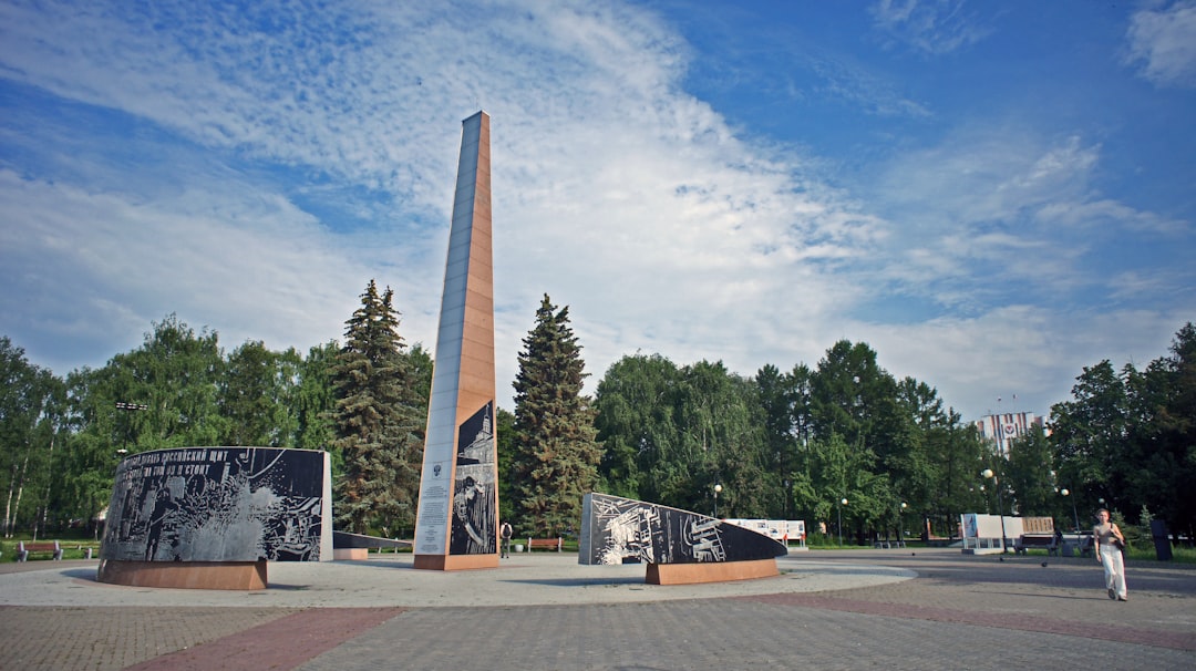 Le Monument de Tjentiste : Art et Mémoire en Bosnie - 8MWP+CPP | Secret World Trip Planner