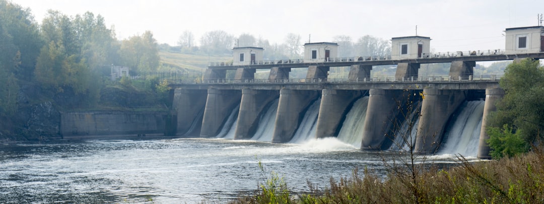 Chutes Fourgassier: Ein Verstecktes Juwel in Französisch-Guayana — JMFQ+VJJ