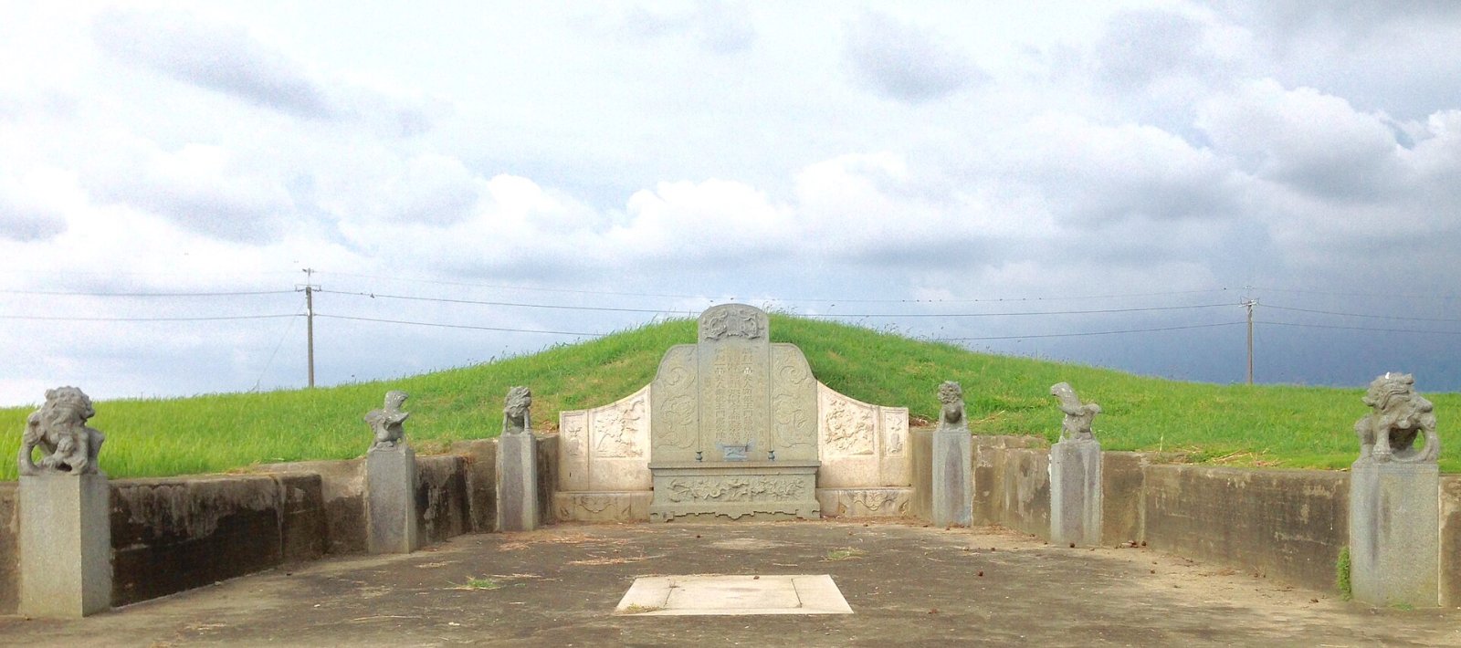 Entdecken Sie das Mausoleum von Wang De Lu in Taiwan — Xingang Township