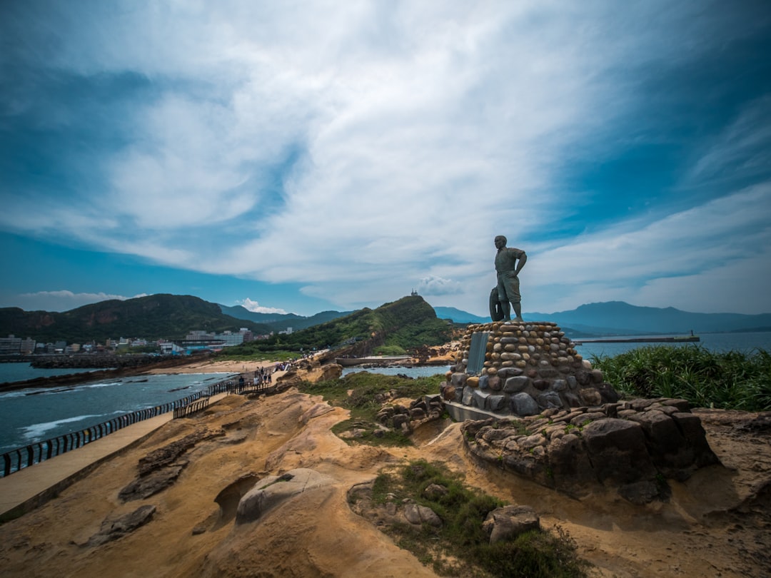 Scopri il Monumento di Liao a Xindian, Taiwan - Gonglun Village | Secret World Trip Planner