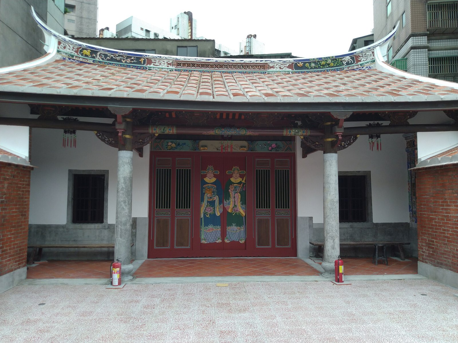 Descubre la Historia de 板橋迪毅堂: Un Tesoro de Taiwán — Liufang Village