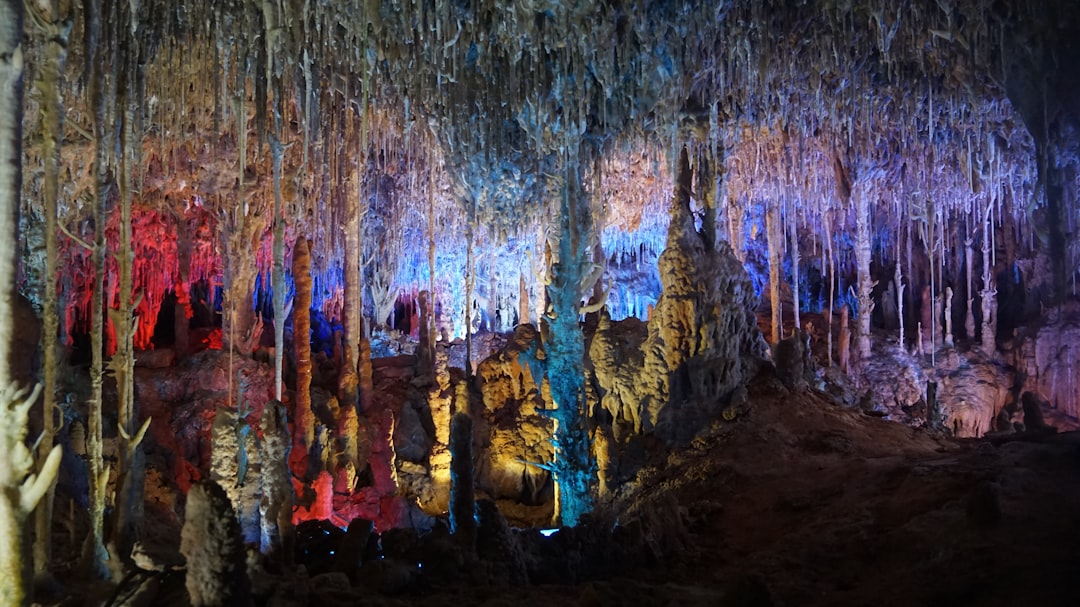 Les fascinantes Grottes du Drach : un voyage souterrain - 07680 Porto Cristo | Secret World Trip Planner