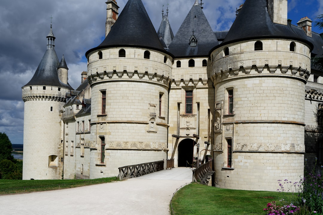 쇼몽 성의 마법 같은 정원 - Château de Chaumont-sur-Loire | Secret World Trip Planner