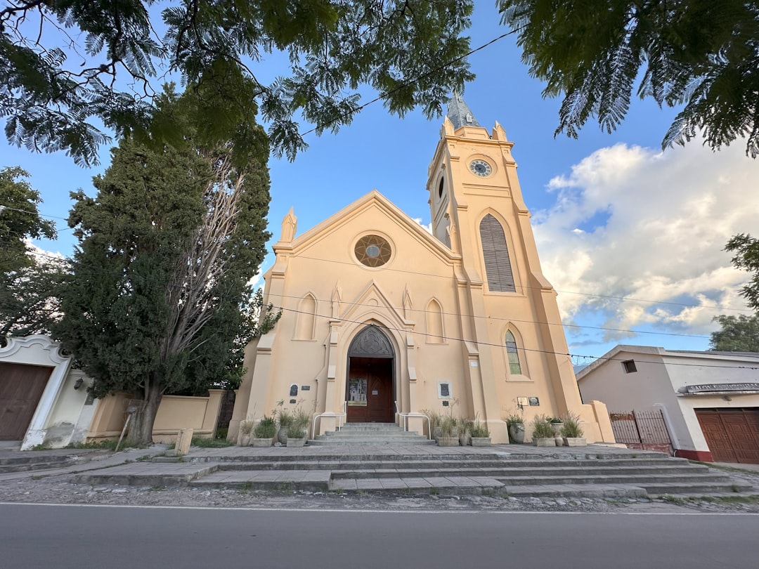 Descubre la Iglesia Centro: un tesoro cultural de Buenos Aires - Buenos Aires | Secret World Trip Planner