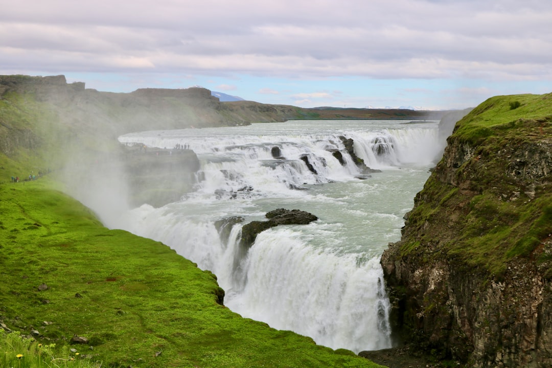Impresionantes atardeceres en Gullfoss, Islandia - Gullfoss Parking | Secret World Trip Planner
