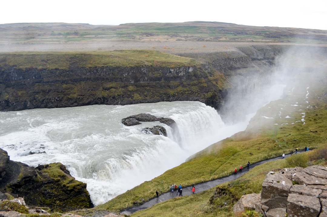 Impresionantes atardeceres en Gullfoss, Islandia - Gullfoss Parking | Secret World Trip Planner
