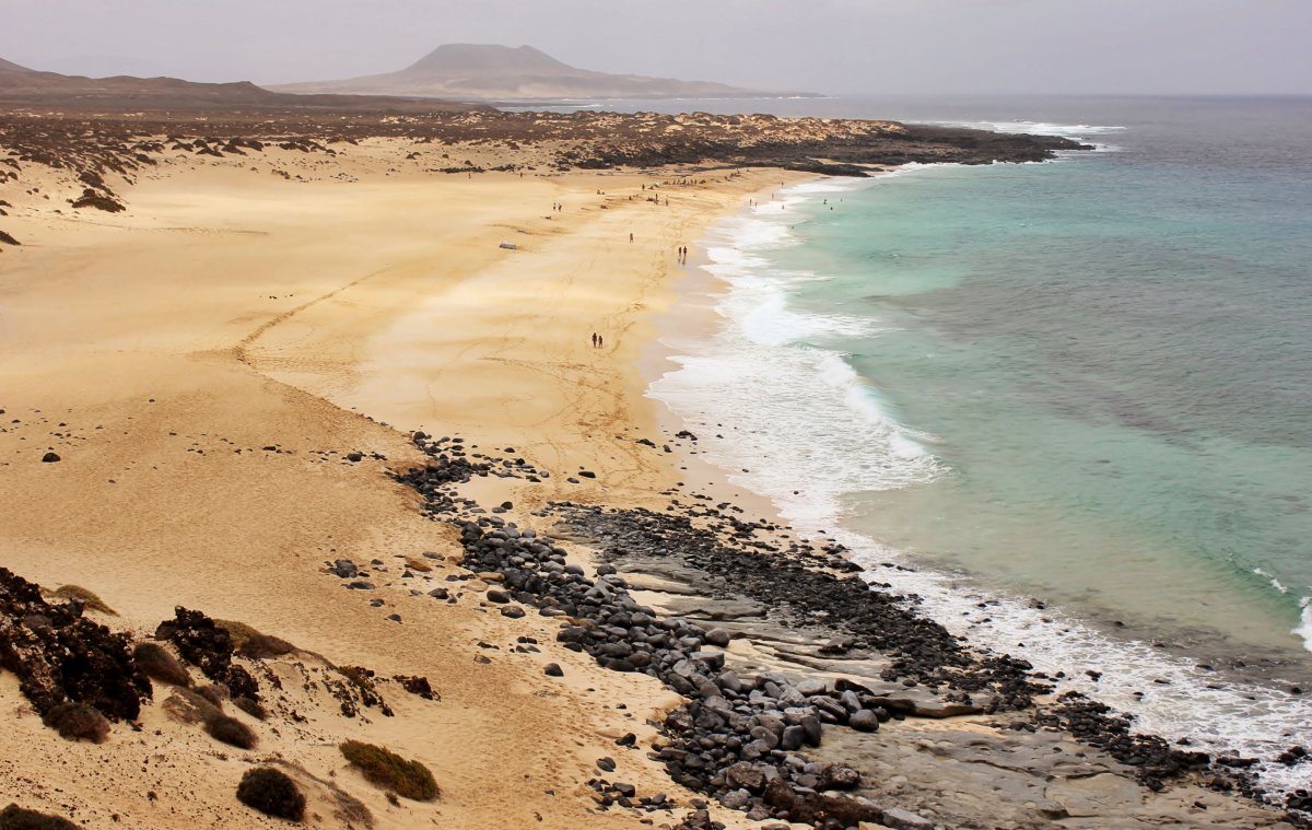 Découvrez la Plage de Las Conchas : Un Paradis Caché - spiaggia di las Conchas | Secret World Trip Planner