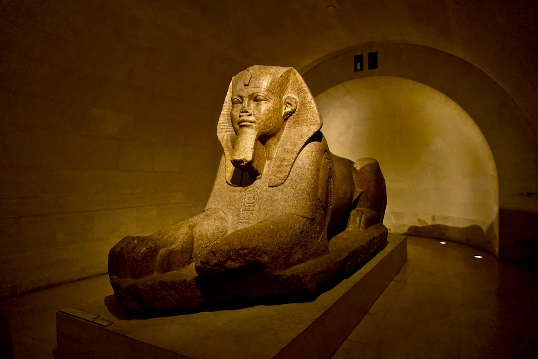 Descubre el Museo Geológico Egipcio: un tesoro en El Cairo - Athar an Nabi | Secret World Trip Planner