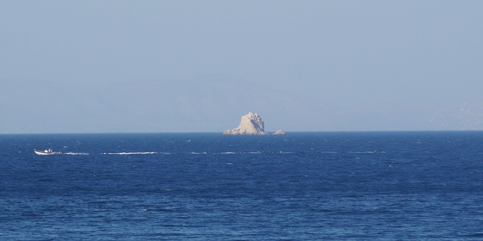 Esplorando Avgo: Un Angolo Nascosto della Grecia - F9QM+RC Ethikes | Secret World Trip Planner