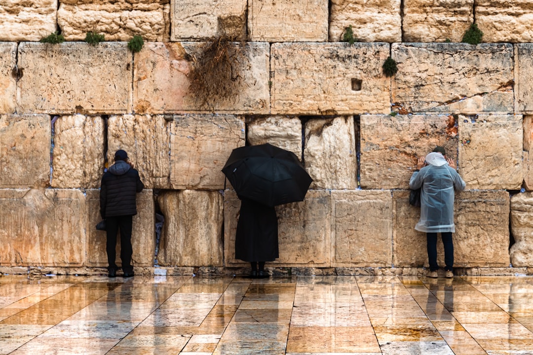 Il Muro Occidentale: Sacralità e Storia a Gerusalemme - The Western Wall | Secret World Trip Planner