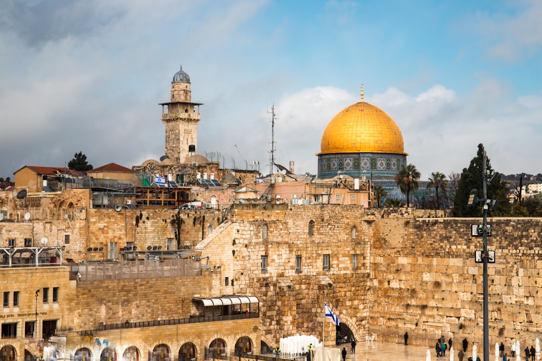 Le Mur Occidental : Histoire et Sacralité à Jérusalem - The Western Wall | Secret World Trip Planner