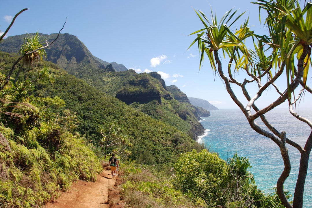 Scopri il Kalalau Trail: Un Trekking nella Natura Selvaggia - Kalalau Trail | Secret World Trip Planner