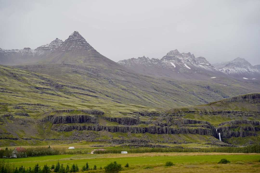 Исследуя Þjóðveldisbærinn: Путешествие в прошлое викингов - Selfoss | Secret World Trip Planner