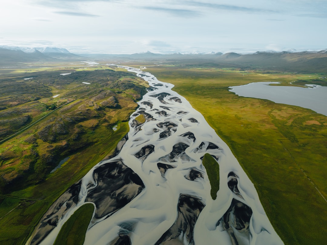 Flatus Lifir: Una obra de arte mural en Islandia — Vesturlandsvegur 200