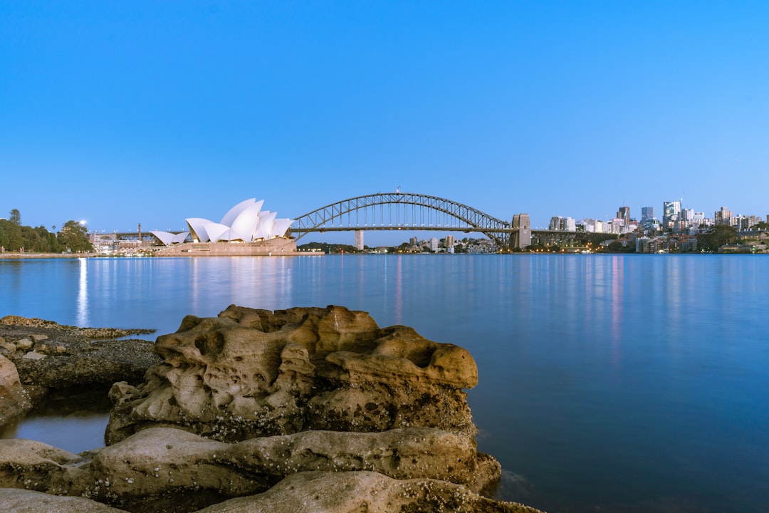 Royal Botanic Gardens: Nature and Sydney's Harbor - Mrs Macquaries Rd | Secret World Trip Planner