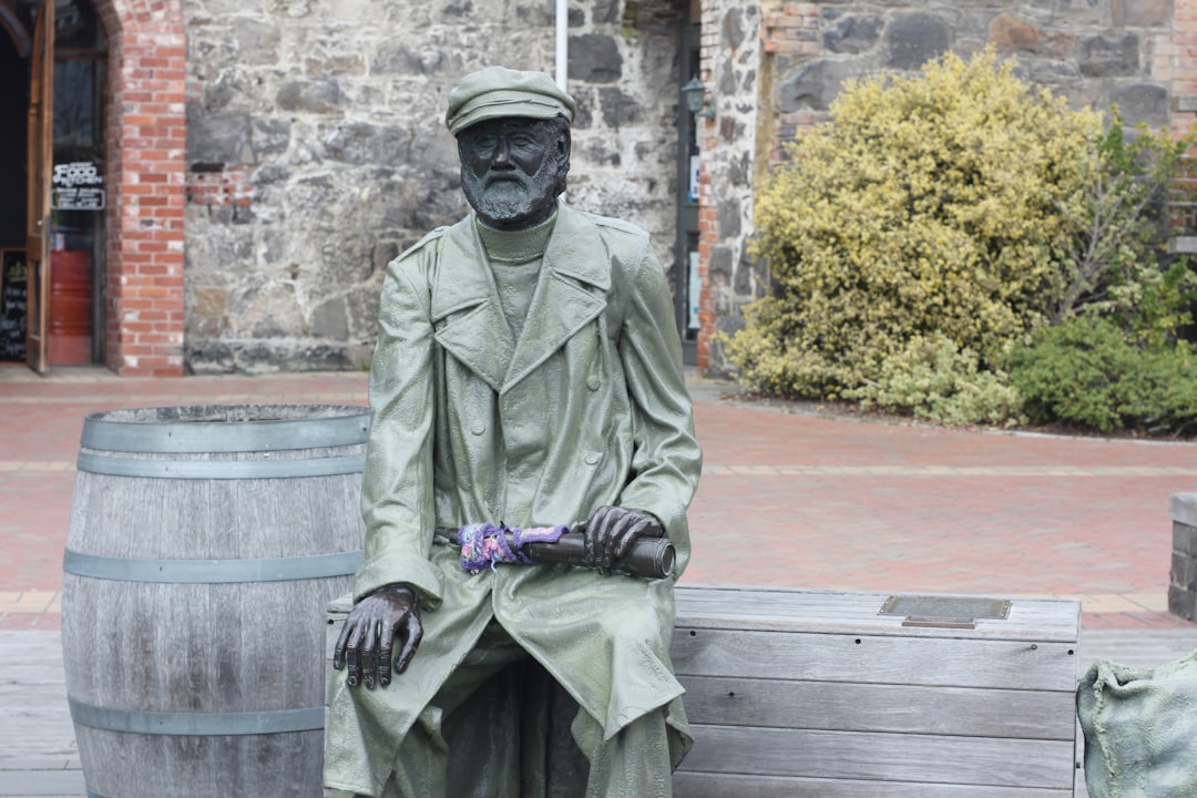 Die Statue von Robert Falcon Scott in Christchurch: Eine Hommage an die Erkundung - Christchurch | Secret World Trip Planner