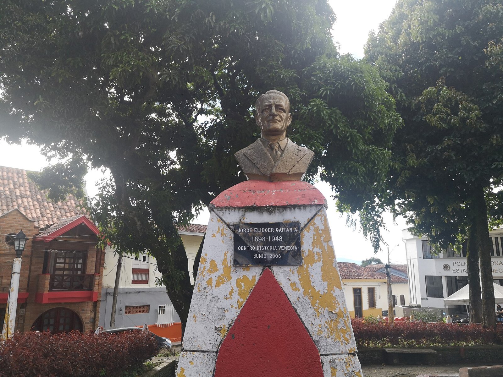 Discover the Jorge Eliecer Gaitan Museum in Bogotá - Paz de Río | Secret World Trip Planner