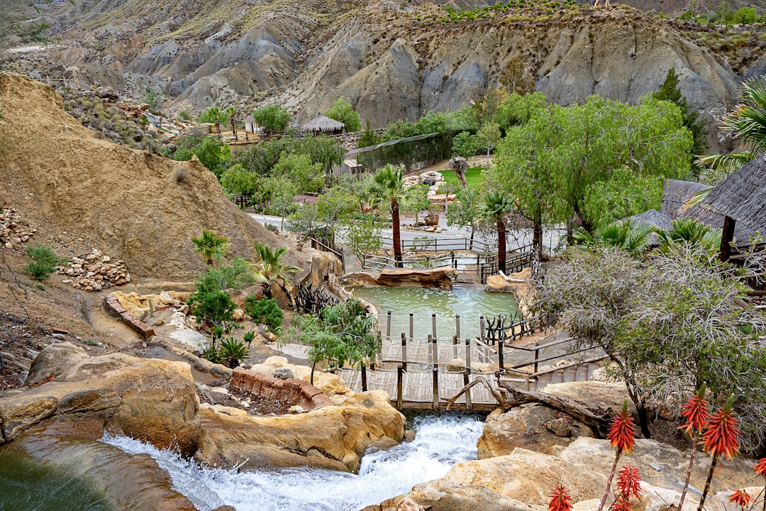 Therma, Ikaria : les eaux radioactives de l'Égée - Therma 833 00 | Secret World Trip Planner