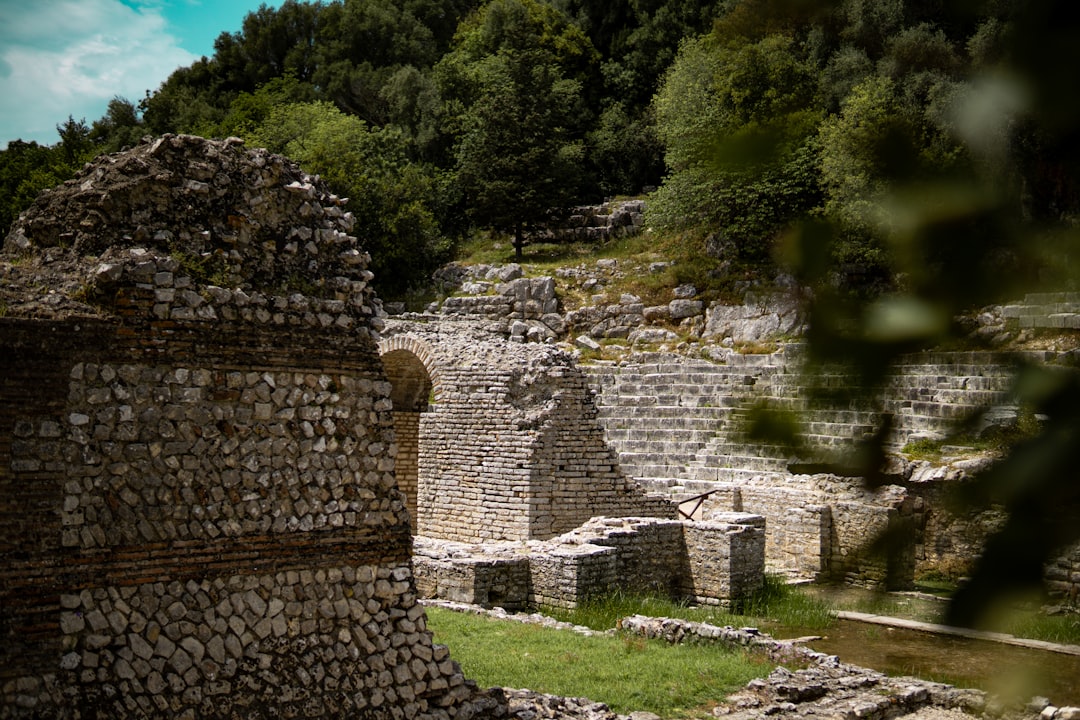 Découvrez le Musée Archéologique de Butrint en Albanie - Shëndëlli | Secret World Trip Planner