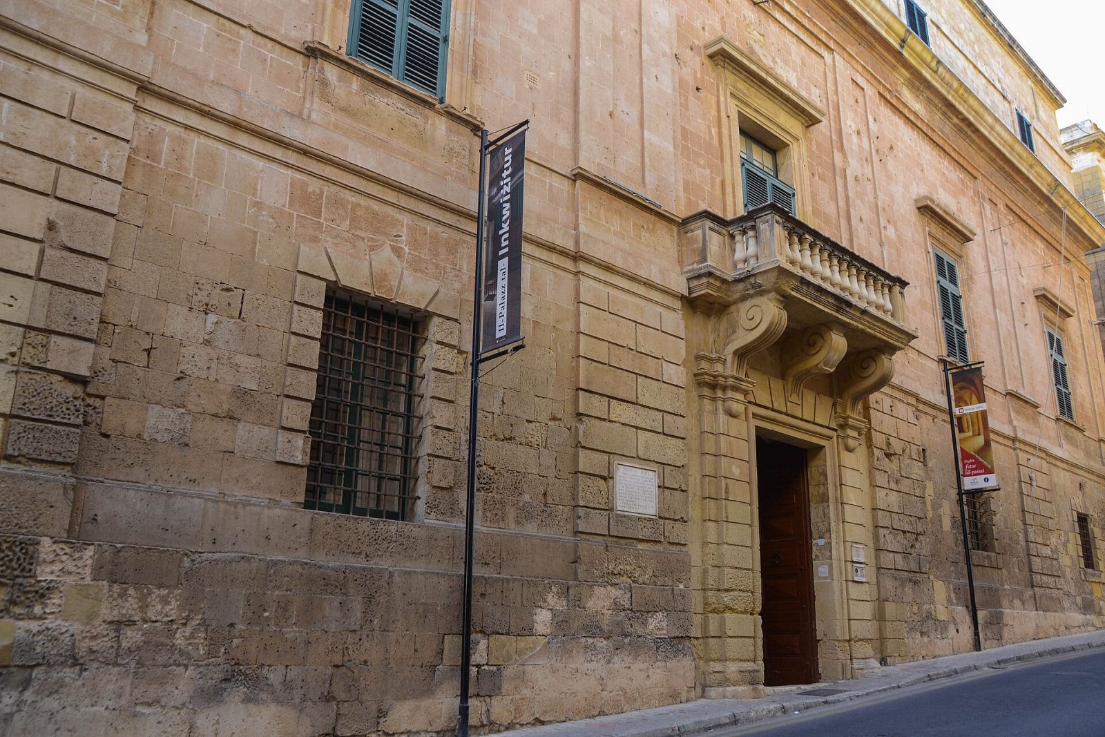 Découvrez le Palais de l'Inquisiteur à Vittoriosa, Malte - 1 Triq Il-Mina Kbira | Secret World Trip Planner