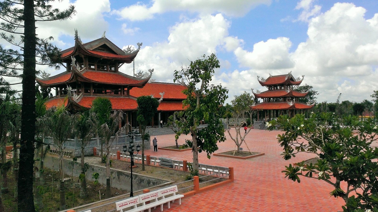 Entdecken Sie das Thiền Viện Trúc Lâm: ein spirituelles Juwel in Vietnam - Xuan Huong - Da Lat | Secret World Trip Planner