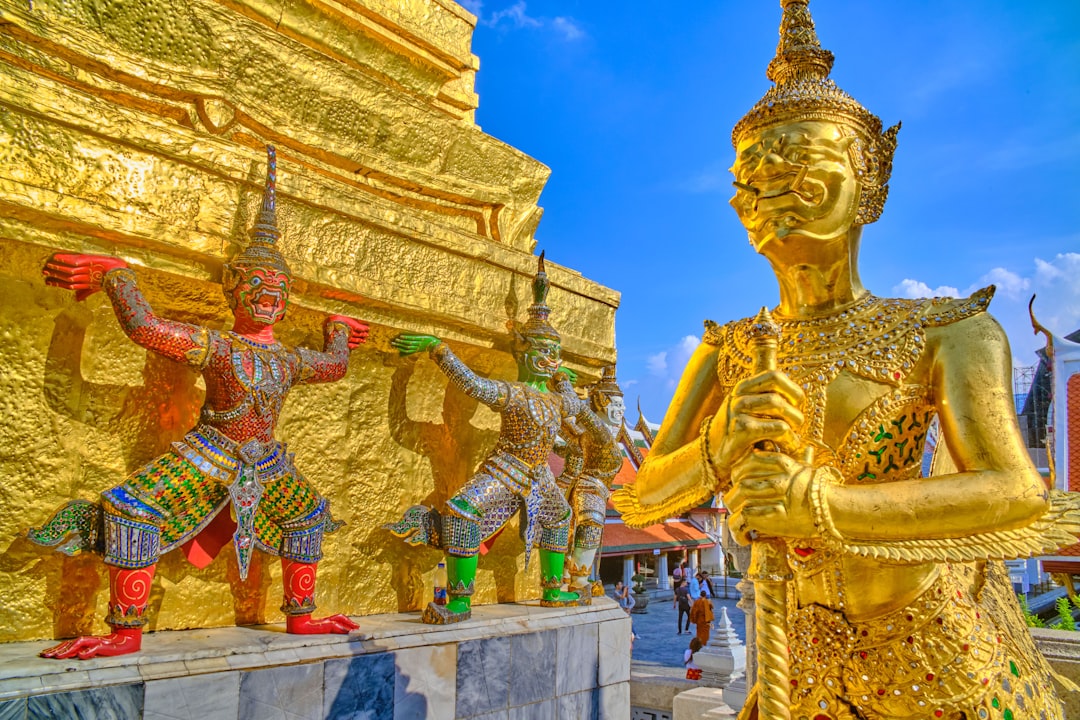 Откройте для себя Ват Кинг Кэо: культурное сокровище Таиланда - Amphoe Bang Phli | Secret World Trip Planner