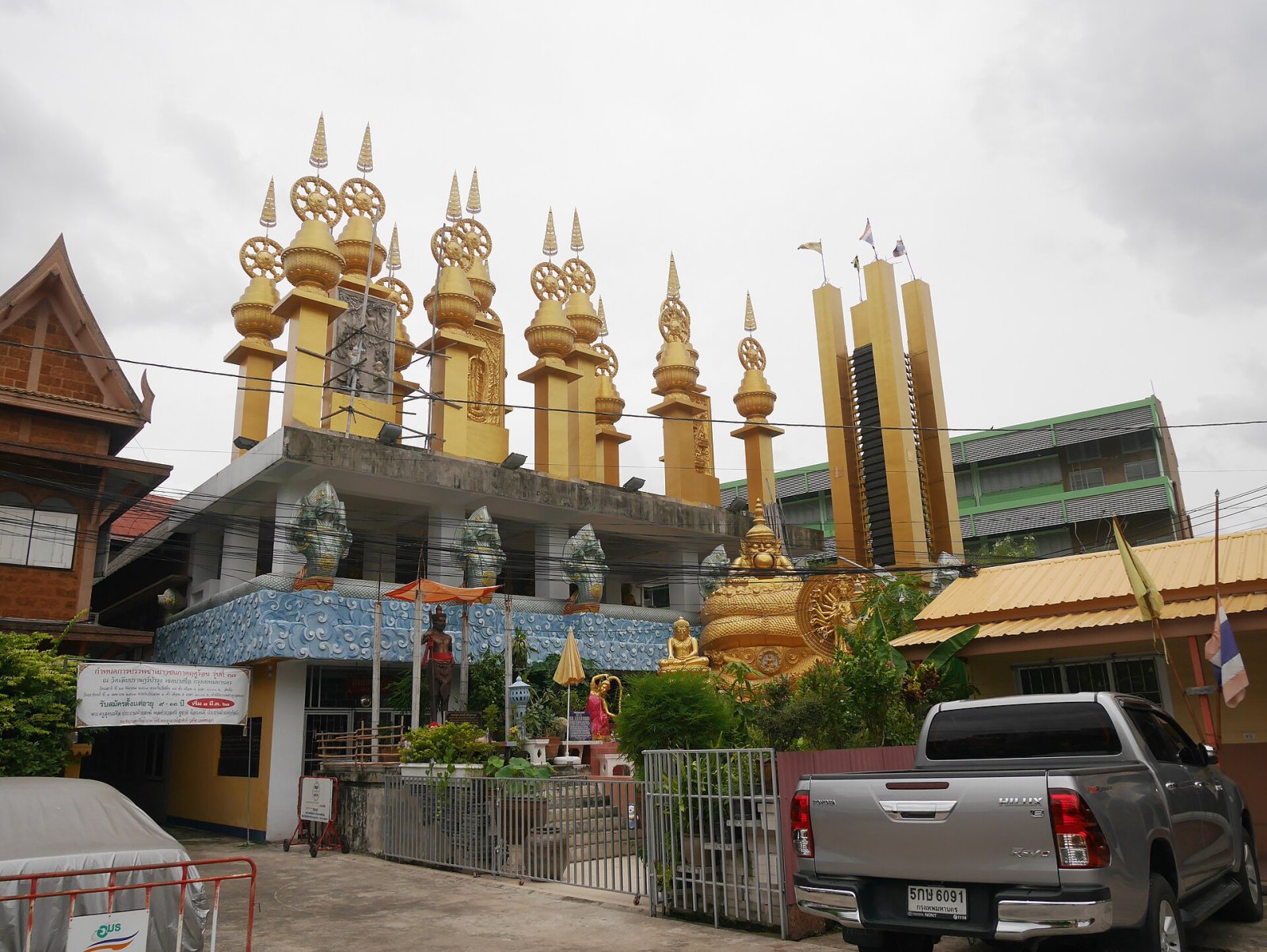 Discover Wat Liap: A Cultural Treasure in Thailand - Amphoe Mueang Nakhon Ratchasima | Secret World Trip Planner