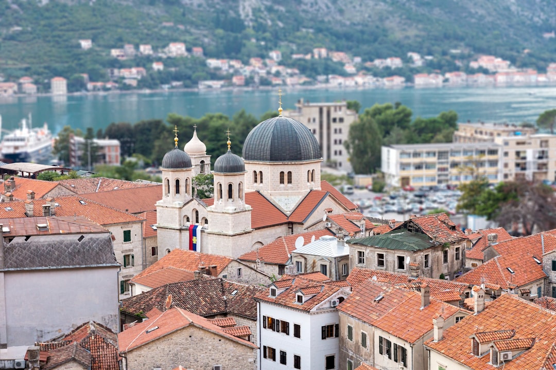 Kotor: la ciudad medieval entre fiordos y montañas — CQFC+VF9